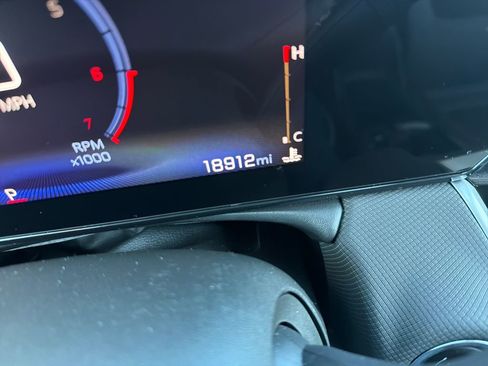 Used 2025 Chevrolet TrailBlazer LT image 16