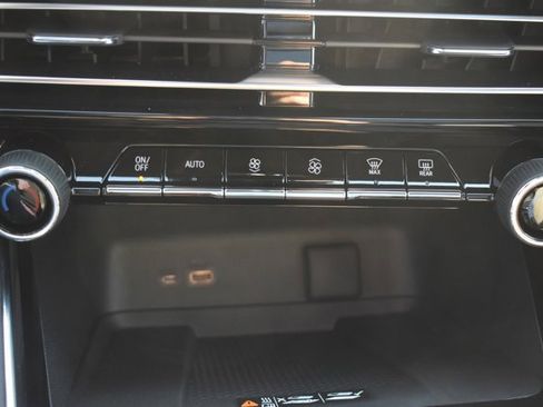 New 2026 Chevrolet Traverse LT w/ Sun and Wheel Package image 28