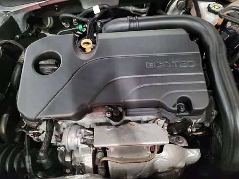 Used 2020 Chevrolet Malibu LT FWD image 30
