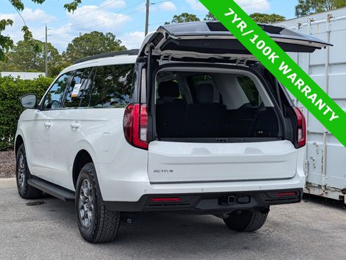Certified 2025 Ford Expedition Active RWD image 13
