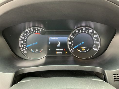 Used 2017 Ford Explorer Platinum image 11