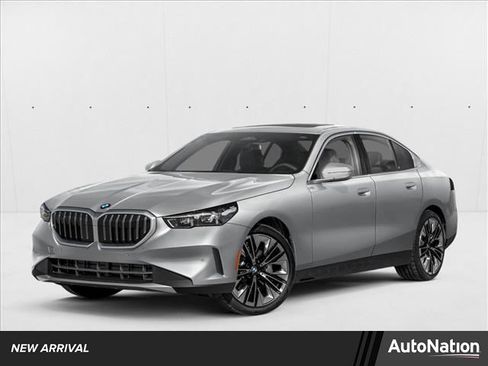 Used 2025 BMW 530i image 1