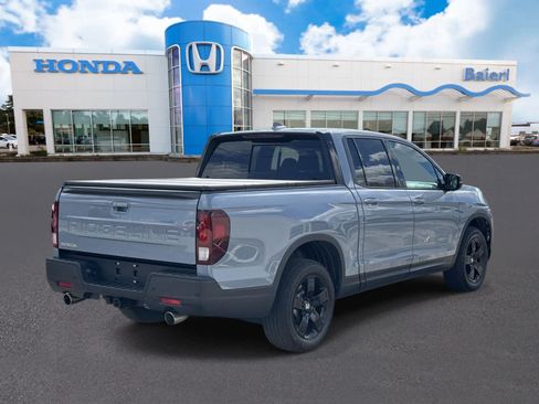 Used 2025 Honda Ridgeline Black Edition image 5