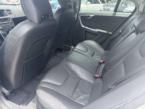 Used 2013 Volvo S60 T5 AWD/4WD image 9