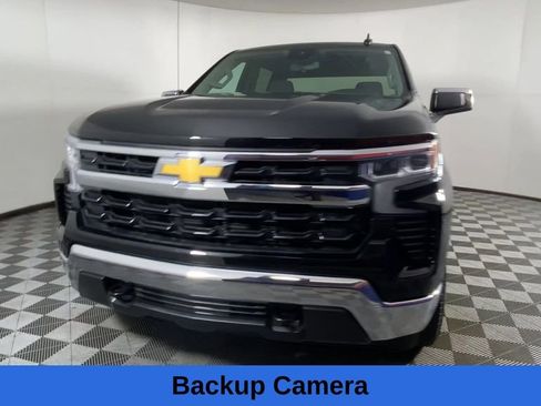 Used 2022 Chevrolet Silverado 1500 LT w/ Protection Package image 6
