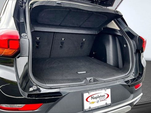 Used 2023 Buick Encore GX Select w/ Safety Package II AWD/4WD image 5