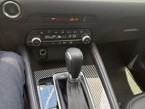 Used 2025 MAZDA CX-5 AWD 2.5 S w/ Preferred Package image 3