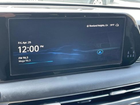 Used 2024 Hyundai Palisade Calligraphy image 11