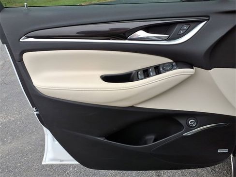 Certified 2023 Buick Enclave Essence w/ Experience Buick Package image 23