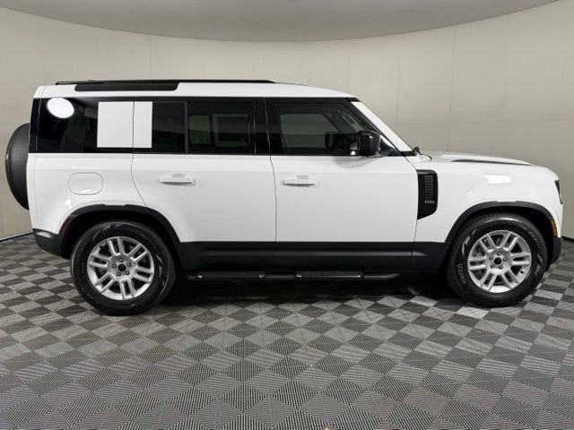 New 2026 Land Rover Defender 110 S AWD/4WD image 9