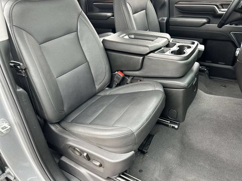 Used 2025 GMC Sierra 2500 SLT AWD/4WD image 27