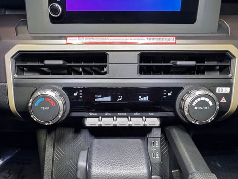 Certified 2025 Toyota Tacoma SR5 image 37