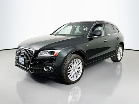 Used 2017 Audi Q5 2.0T Premium Plus w/ Technology Package AWD/4WD image 4