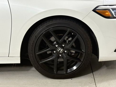 Used 2024 Honda Civic Sport image 7