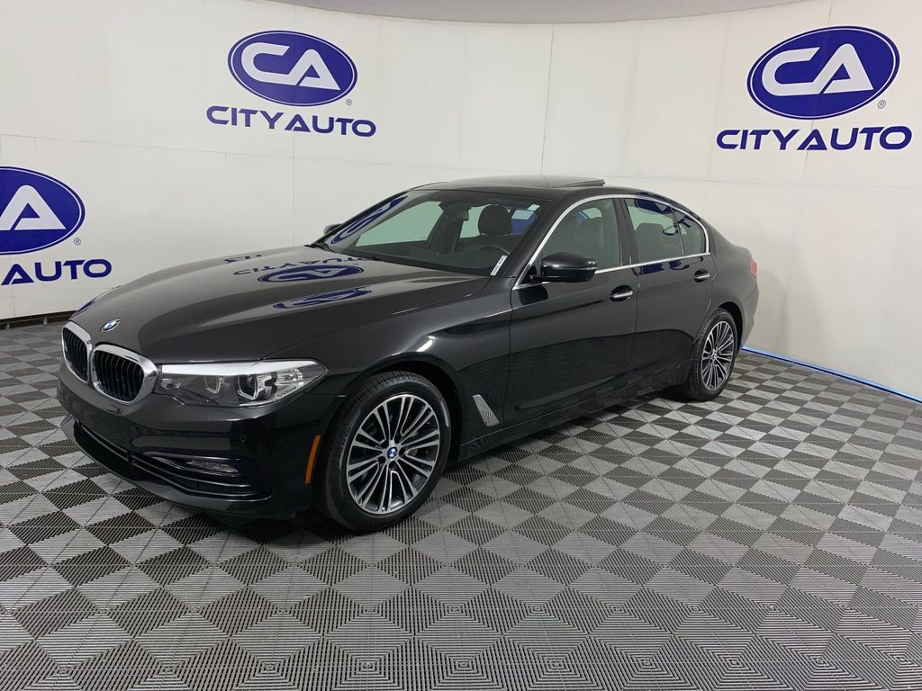 Used 2018 BMW 530i xDrive AWD/4WD image 7