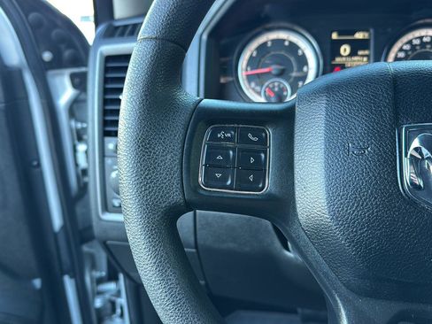 Used 2018 RAM 2500 Tradesman w/ Chrome Appearance Group image 18