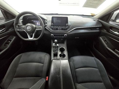 Used 2022 Nissan Altima 2.5 SV FWD image 17