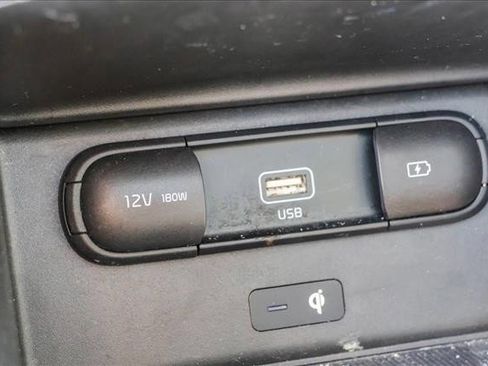 Used 2022 Kia Telluride SX w/ SX Prestige Package image 22