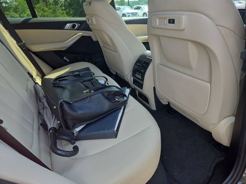 Used 2021 BMW X5 sDrive40i w/ Convenience Package RWD image 11