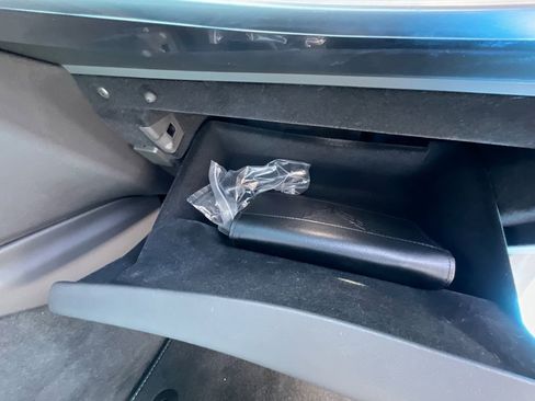 Used 2022 Chevrolet Corvette Z51 w/ Z51 Performance Package image 22