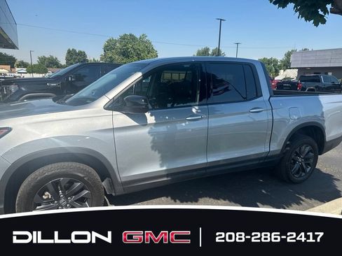 Used 2024 Honda Ridgeline Sport image 3