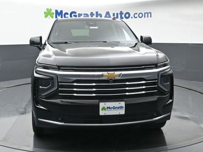 New 2026 Chevrolet Suburban LT w/ Comfort Package