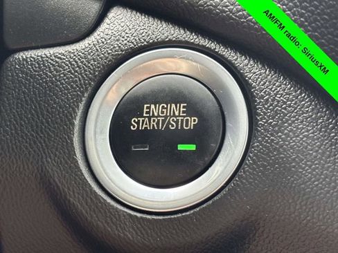 Used 2020 Chevrolet Equinox LT w/ Driver Convenience Package AWD/4WD image 15
