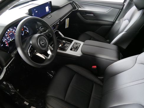New 2026 MAZDA CX-90 3.3 Turbo w/ Preferred Package image 4