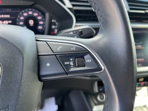 Used 2021 Audi Q3 2.0T Premium w/ Convenience Package AWD/4WD image 22