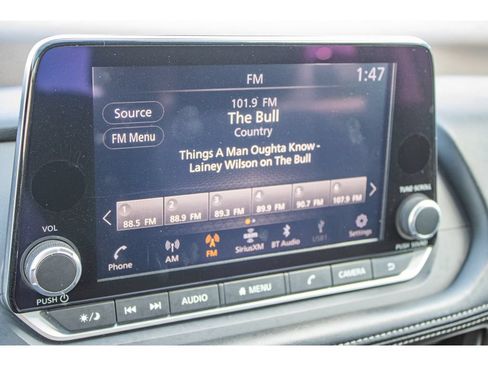 Used 2023 Nissan Rogue SV AWD/4WD image 43