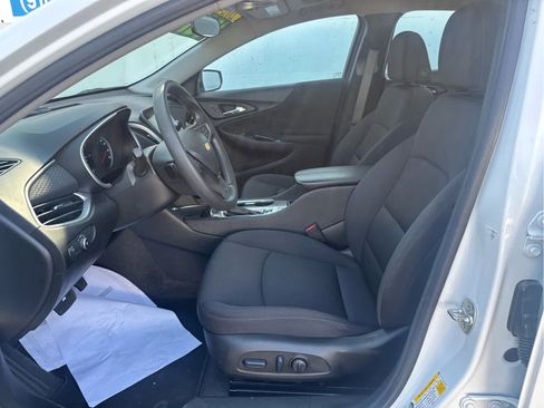 Used 2024 Chevrolet Malibu LT image 22