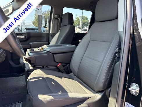 Used 2025 Chevrolet Silverado 2500 Custom w/ Custom Value Package AWD/4WD image 9