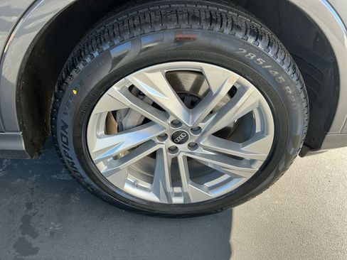 Used 2022 Audi Q7 3.0T Premium Plus w/ Premium Plus Package image 29