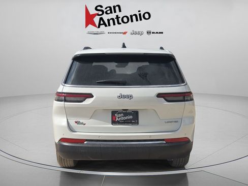 New 2025 Jeep Grand Cherokee L Limited RWD image 7