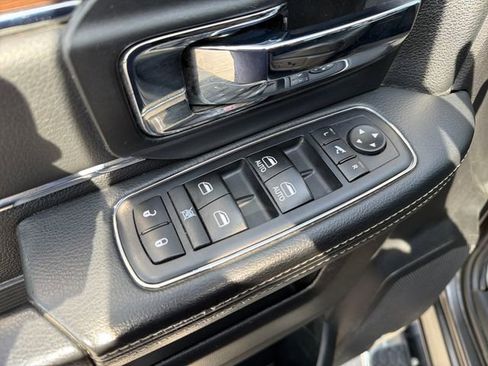 Used 2017 RAM 2500 Laramie AWD/4WD image 18