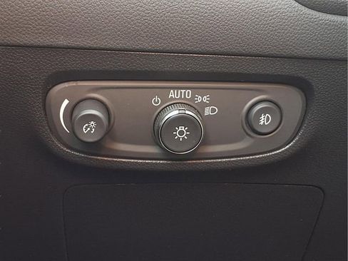 Certified 2023 Buick Encore GX Essence w/ Experience Buick Package image 14