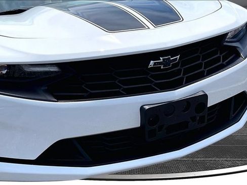 Used 2023 Chevrolet Camaro LT RWD image 32