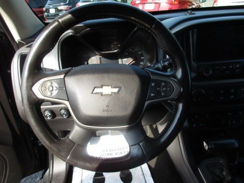 Used 2015 Chevrolet Colorado Z71 AWD/4WD image 19