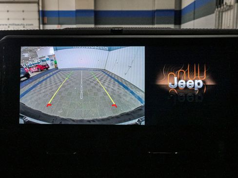 Used 2024 Jeep Wrangler Unlimited Rubicon image 38