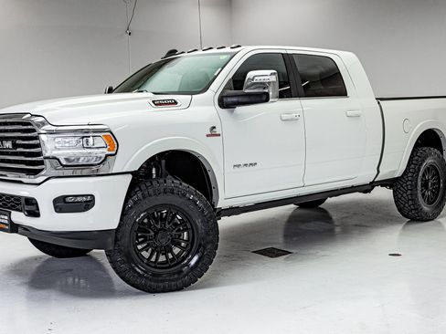 Used 2024 RAM 2500 Limited w/ Safety Group AWD/4WD image 5