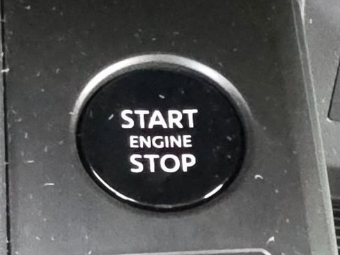 New 2026 Nissan Kicks SV w/ SV Premium Package image 18