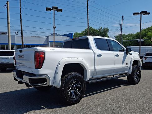 Used 2021 GMC Sierra 1500 SLT w/ SLT Premium Plus Package AWD/4WD image 6