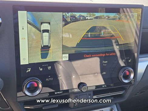 Used 2026 Lexus GX 550 w/ Accessory Package (2T) image 24