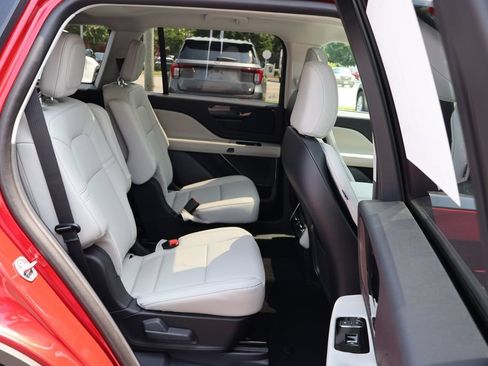 New 2026 Lincoln Aviator AWD image 26