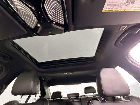 Used 2024 BMW 330e RWD image 21
