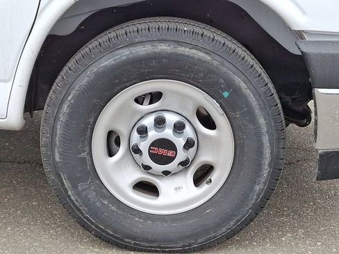 New 2025 GMC Savana 3500 w/ Power Convenience Package image 5