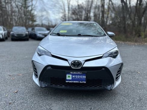 Used 2018 Toyota Corolla SE image 2
