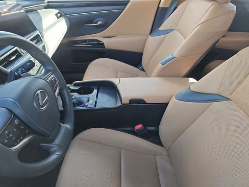 Used 2023 Lexus ES 350 w/ Accessory Package (Z1) image 13