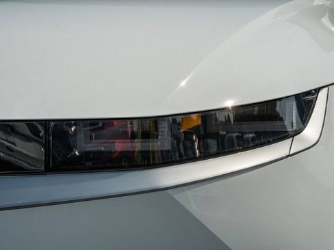 Used 2024 Hyundai Ioniq 5 Limited AWD/4WD image 13