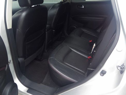 Used 2012 Nissan Rogue SL AWD/4WD image 12